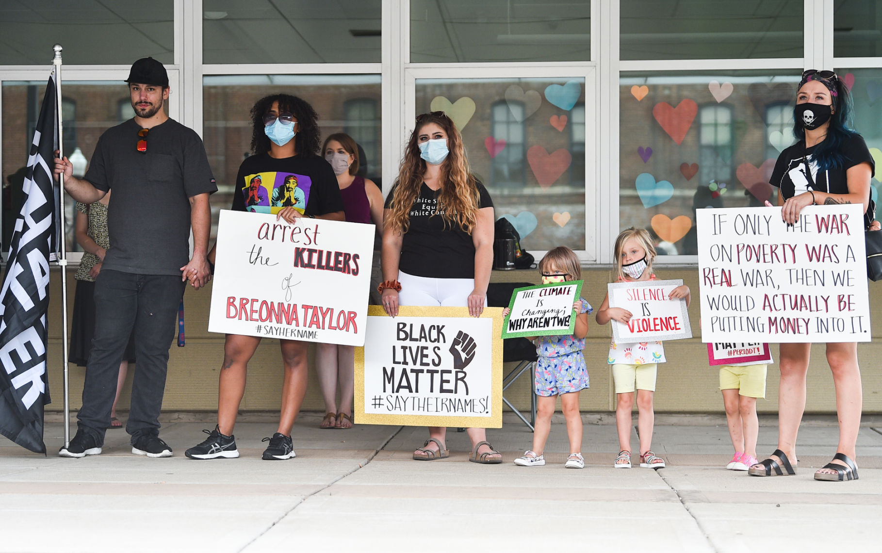 082320-qc-nws-protest-005